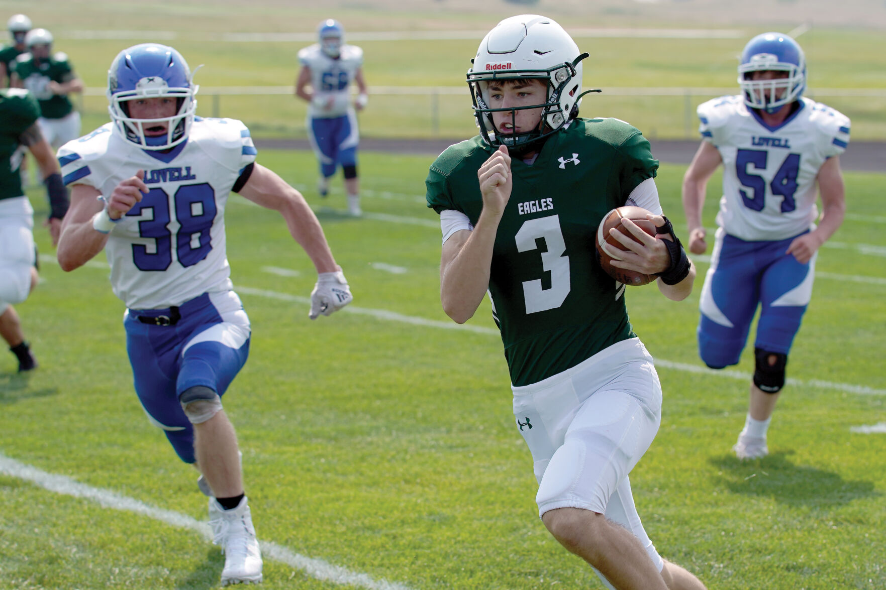 TR Football v Lovell 001.jpg